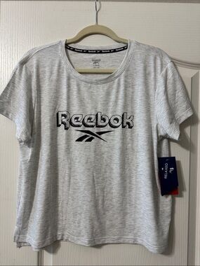 Reebok Light Gray Graphic Logo Short Sleeve Tee LARGE NWT